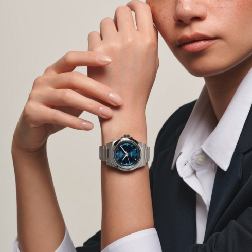 Conquest Blue Diamond Dial 34MM  Watch