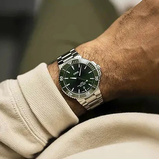 Aquis Date Green Dial/Bezel 43.5MM Watch