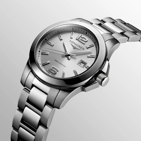 Conquest Stainless Steel 29.5MM Watch
