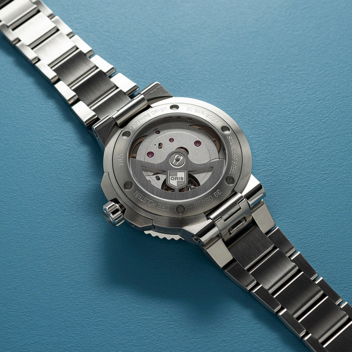 Aquis Date Calibre 400 Blue 41.5MM Watch
