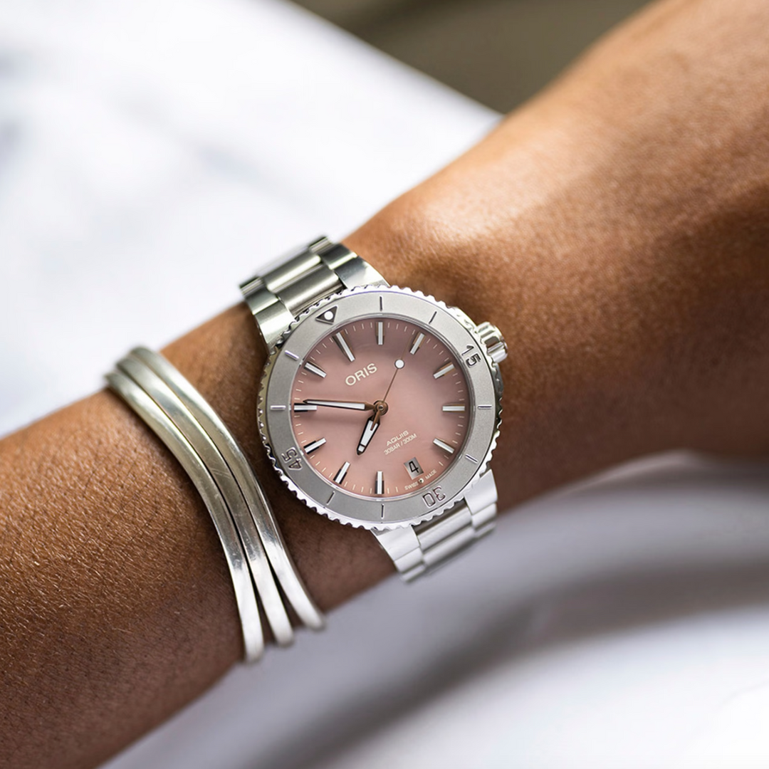 Aquis Date Pink Mother Of Pearl 36.5MM