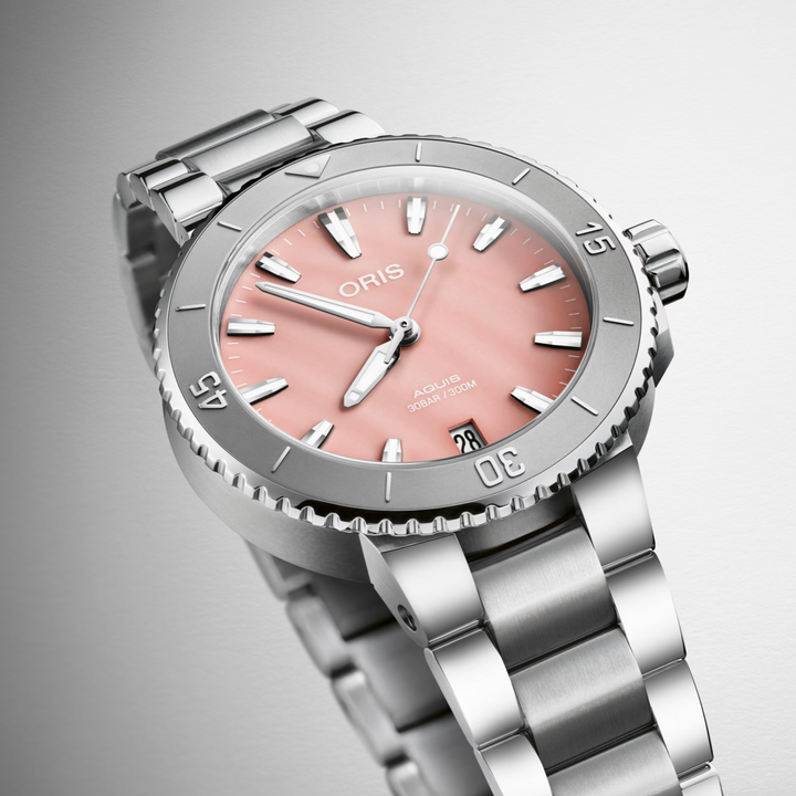 Aquis Date Pink Mother Of Pearl 36.5MM