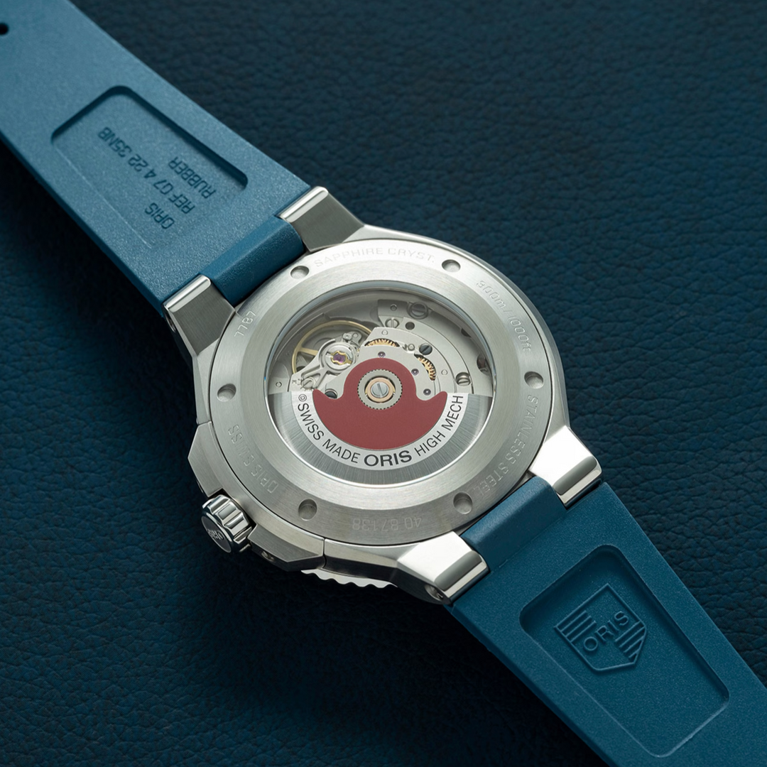 Aquis Date Blue 41.5MM Watch
