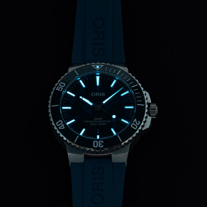 Aquis Date Blue 41.5MM Watch