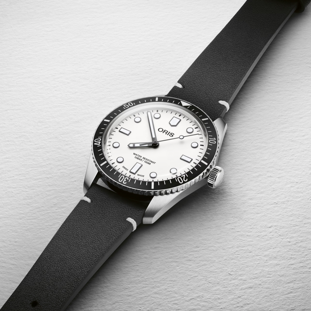 Divers Oris Social Club Puerto Rico 40MM Watch