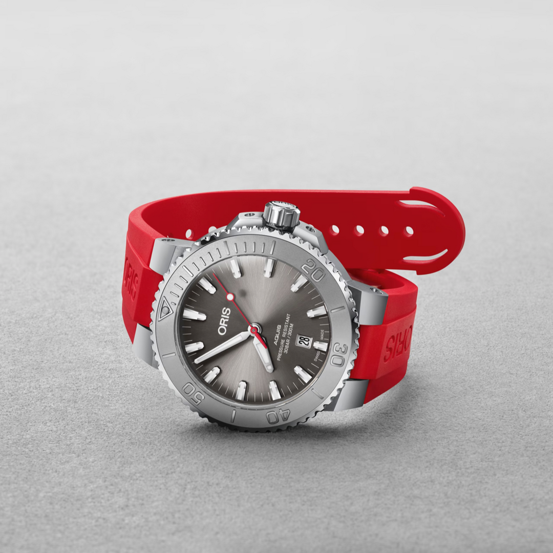 Aquis Date Relief Red 43.5MM Watch