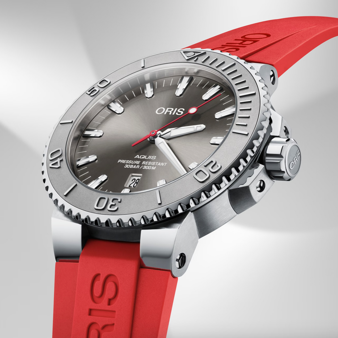 Aquis Date Relief Red 43.5MM Watch