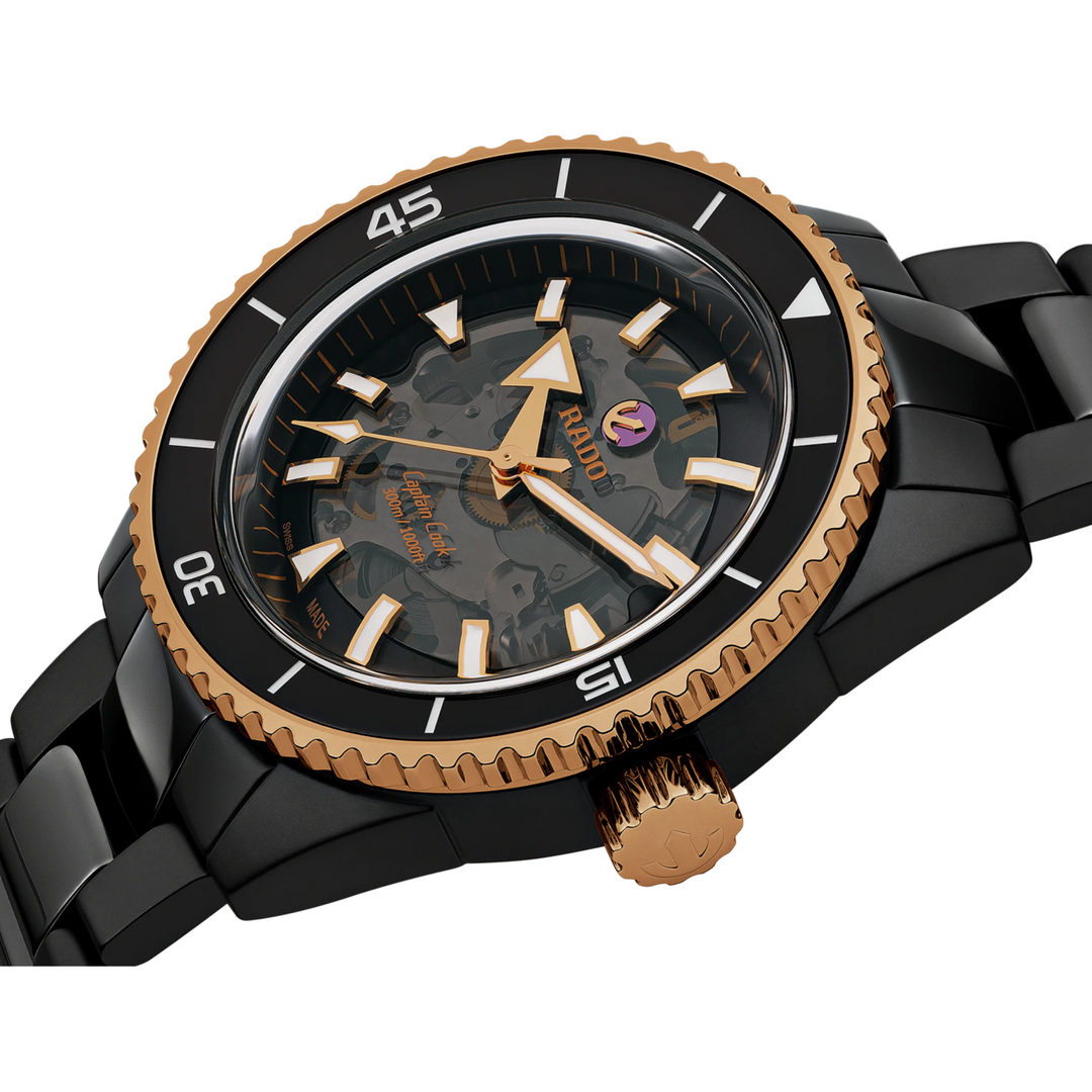 Captain Cook Black/Gold Round 43MM Watch