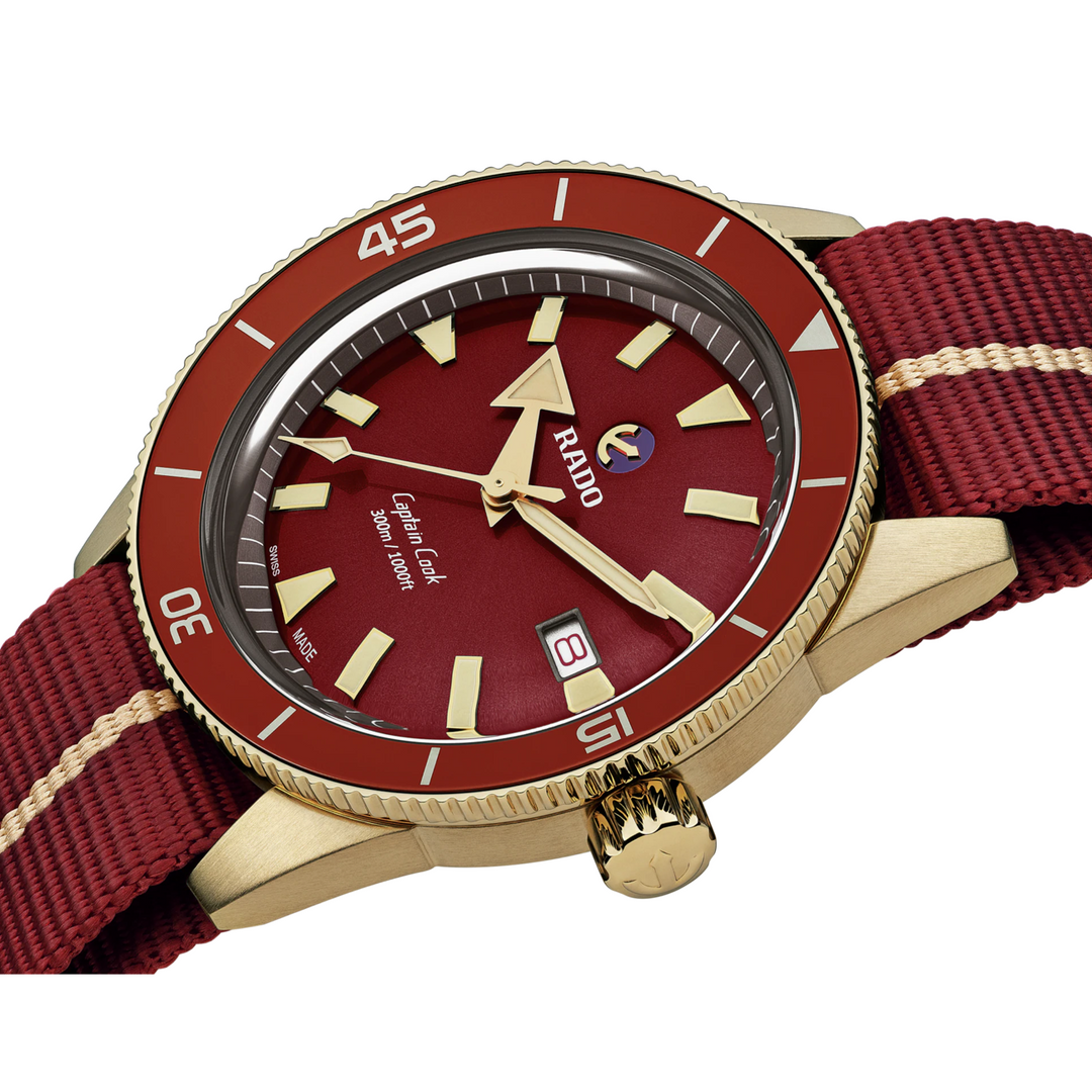 Captain Cook Bronze/Red Fabric Strap 42MM Watch