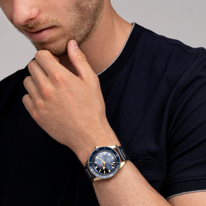 Captain Cook Bronze/Blue 42MM Watch