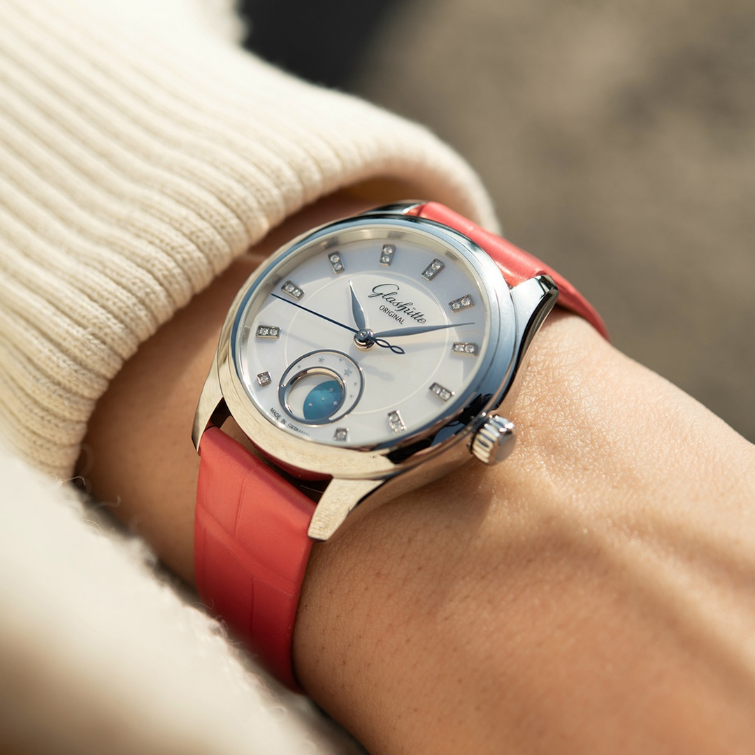 Serenade Luna Watch, 32.50MM