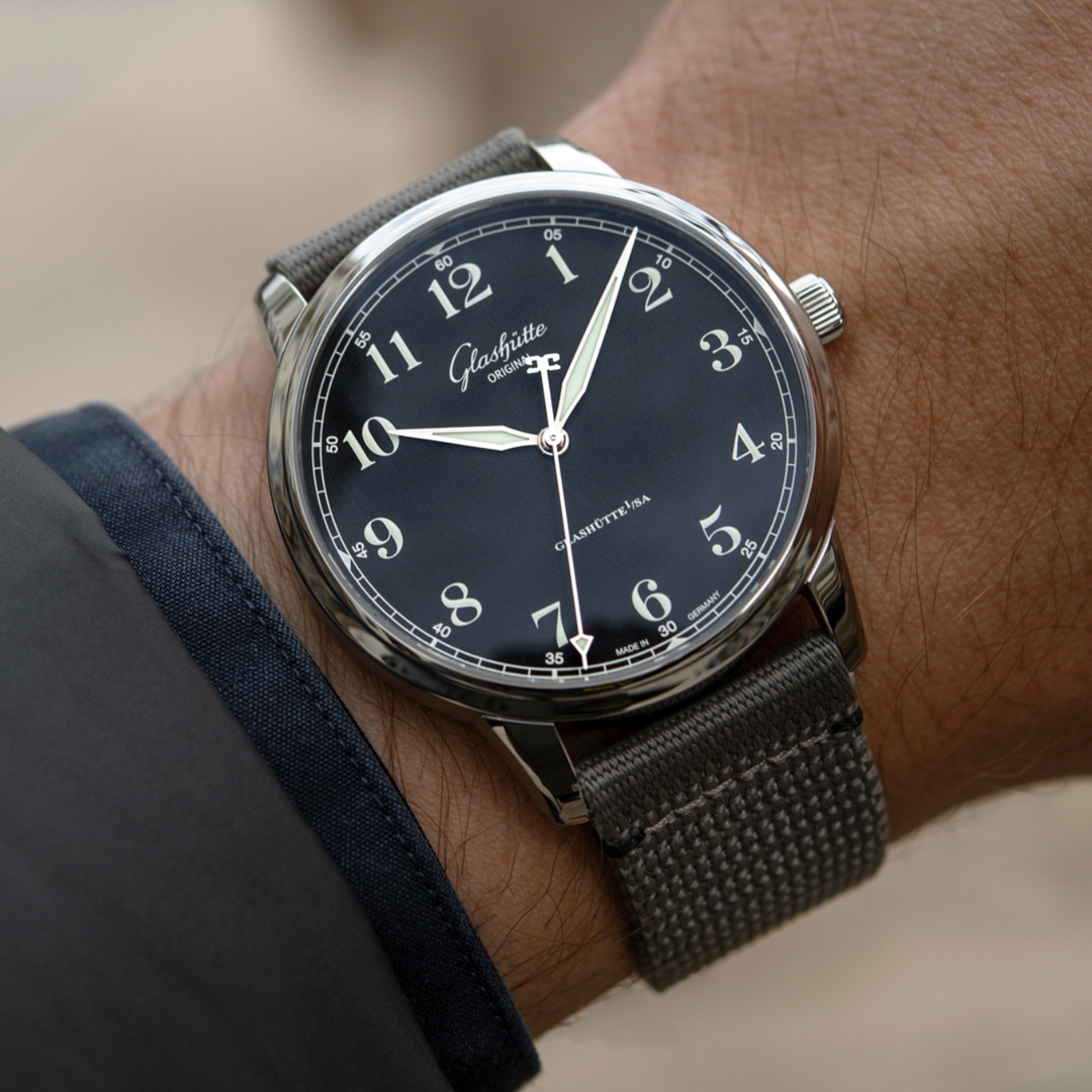 Senator Excellence Watch, Grey Strap 40MM