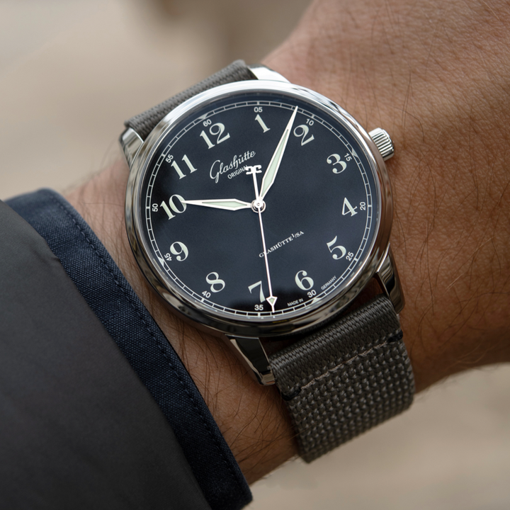 Senator Excellence Watch, Grey Strap 40MM