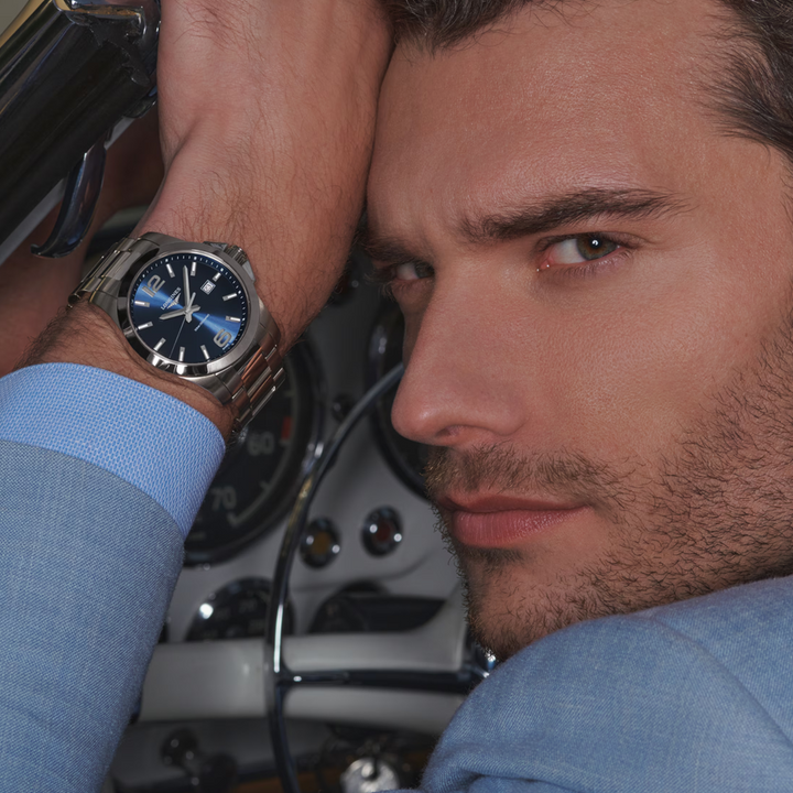 Conquest Sunray Blue Dial Quartz 43MM Watch