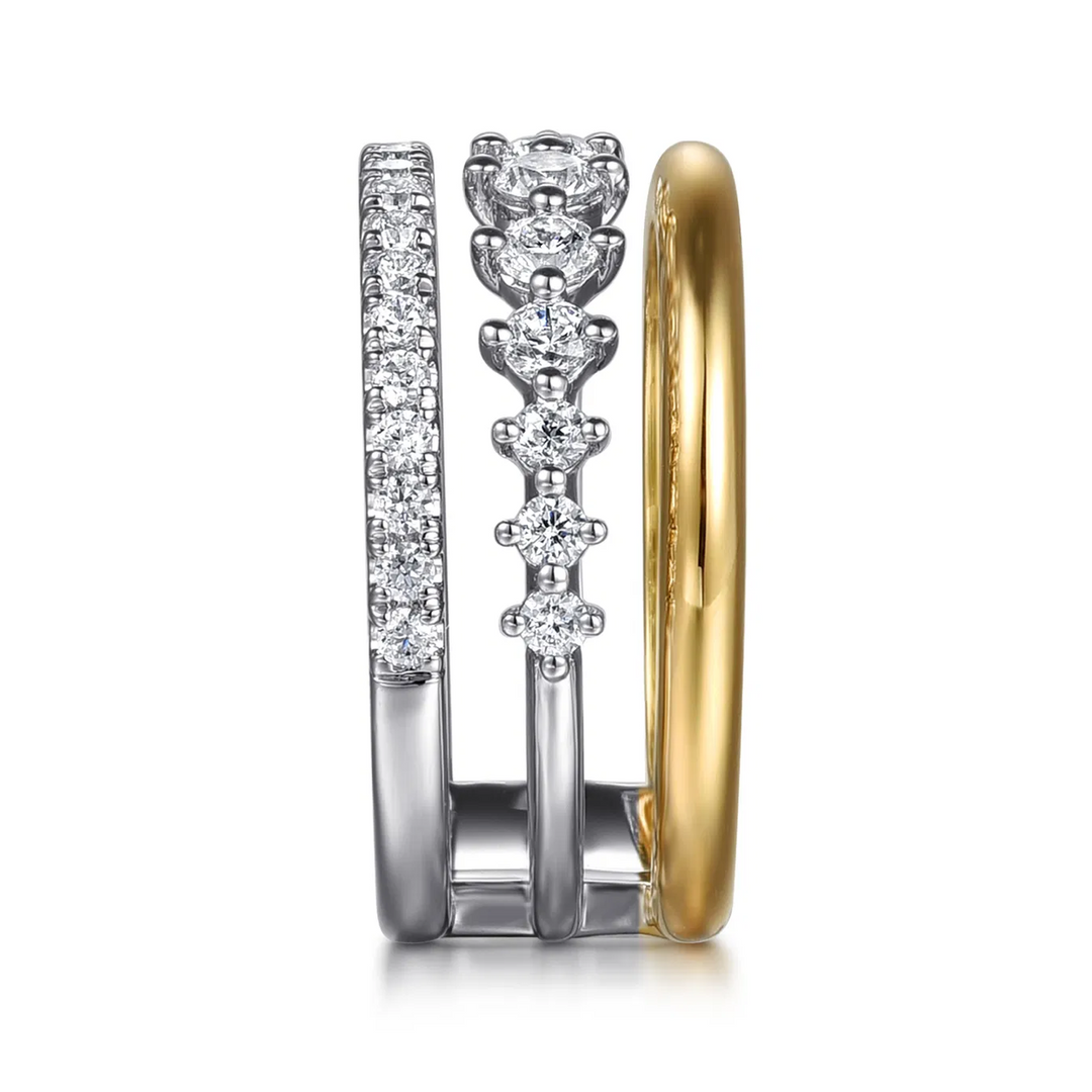 Two Tone Graduating Diamond Three in One Ring