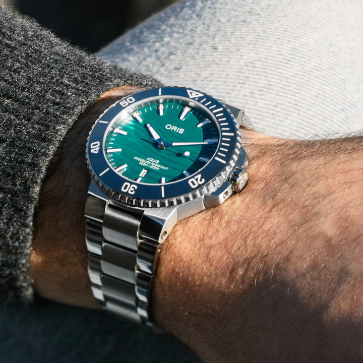 Aquis Date Aqua Wave Dial Yangtze Jiangtun Limited Edition