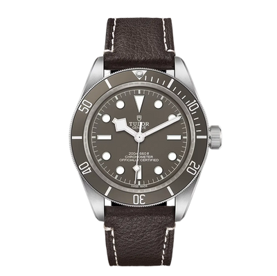 M79010SG-0001  Black Bay 58 925  39mm