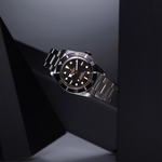 M79000N-0001  Black Bay 54  37mm