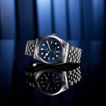 M79680-0002  Black Bay One  41mm