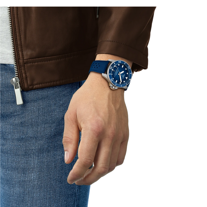Seastar 2000 Blue Dial and Rubber Strap 44MM Watch