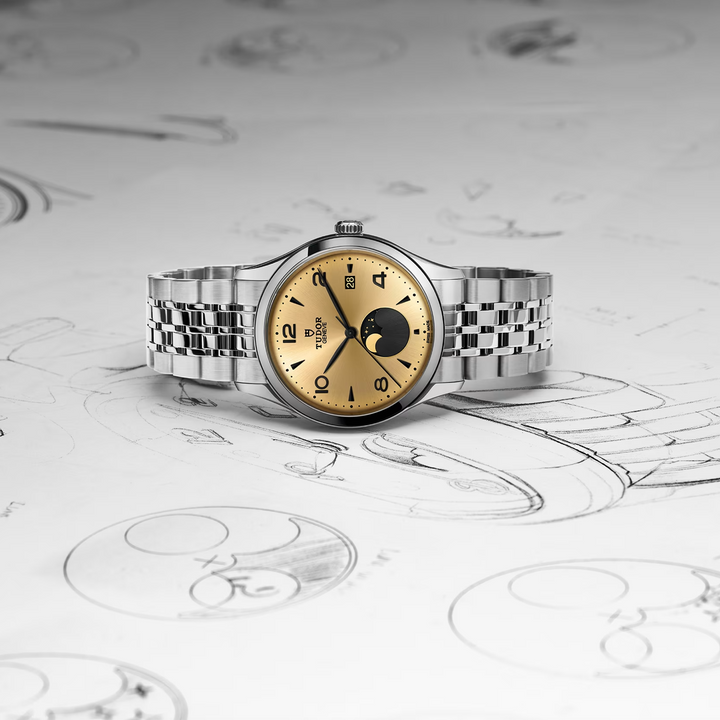 M91560-0001   1926 LUNA   39mm