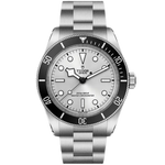M7943A1A0NU-0002  Black Bay 68  43mm