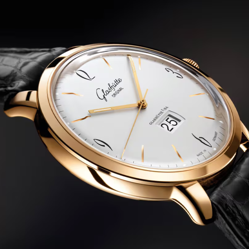 Sixties Panorama Date Watch, 42MM