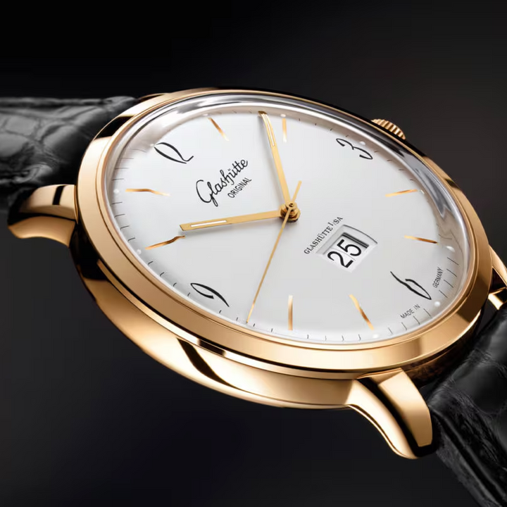 Sixties Panorama Date Watch, 42MM