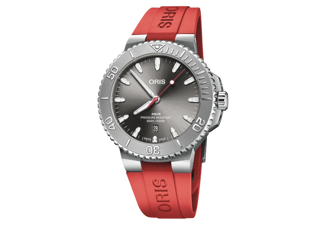 Aquis Date Relief 43.5MM Watch