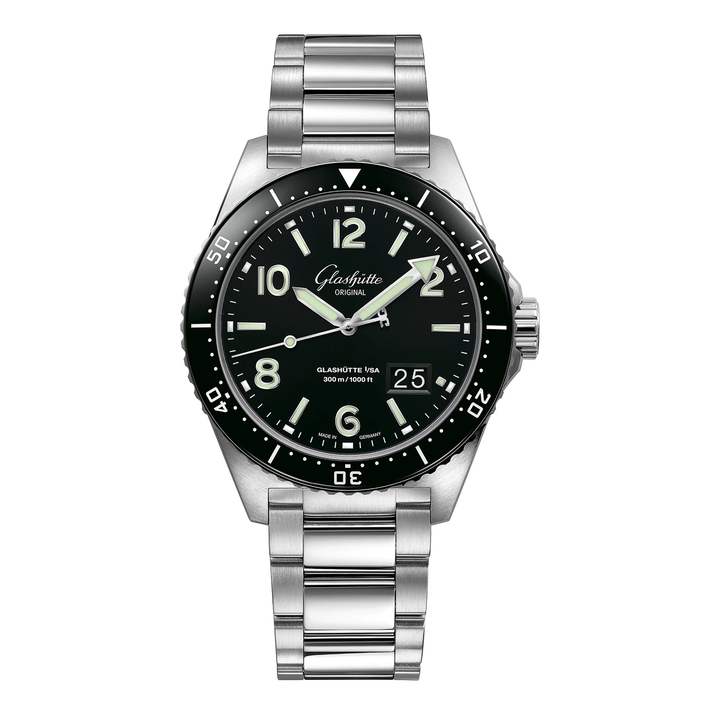 SeaQ Panorama Date Watch, Black Dial 43MM