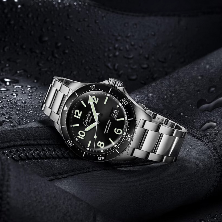 SeaQ Panorama Date Watch, Black Dial 43MM