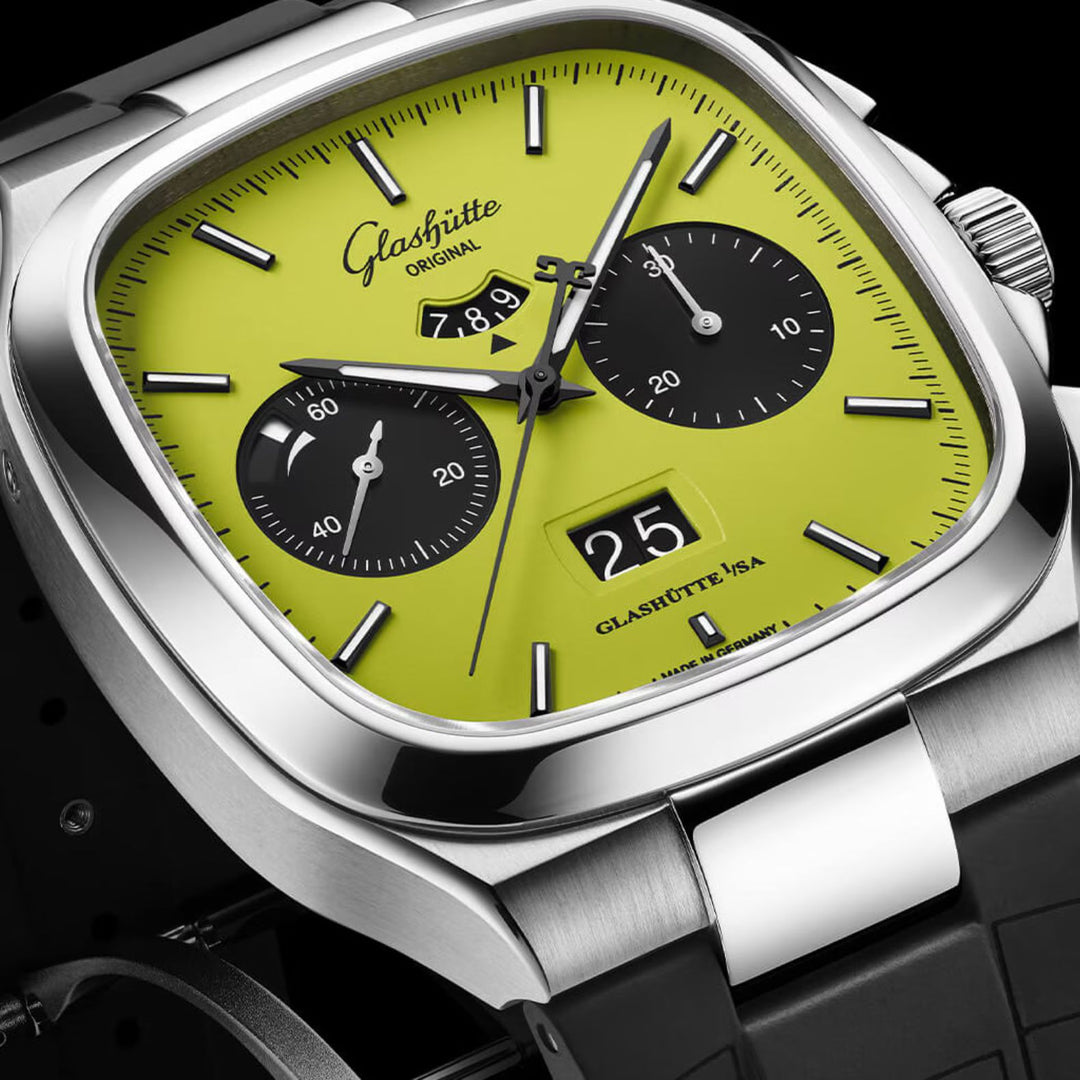 Seventies Chronograph Panorama Date 40MM Watch