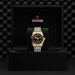 Black Bay 39 S&G [M79663-0001] - Back view