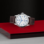 1926 [M91450-0010] - Back view
