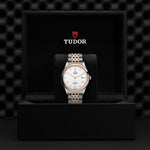 1926 [M91651-0011] - Back view