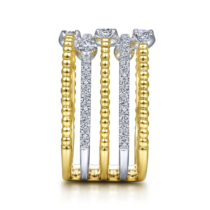 Spectacular Diamonds Ring