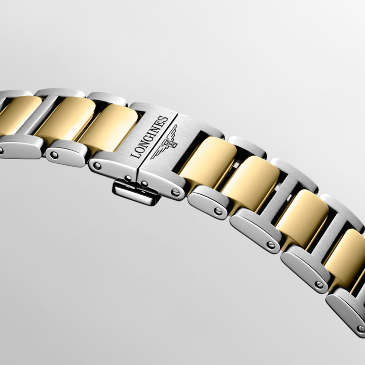 Conquest 41MM Watch