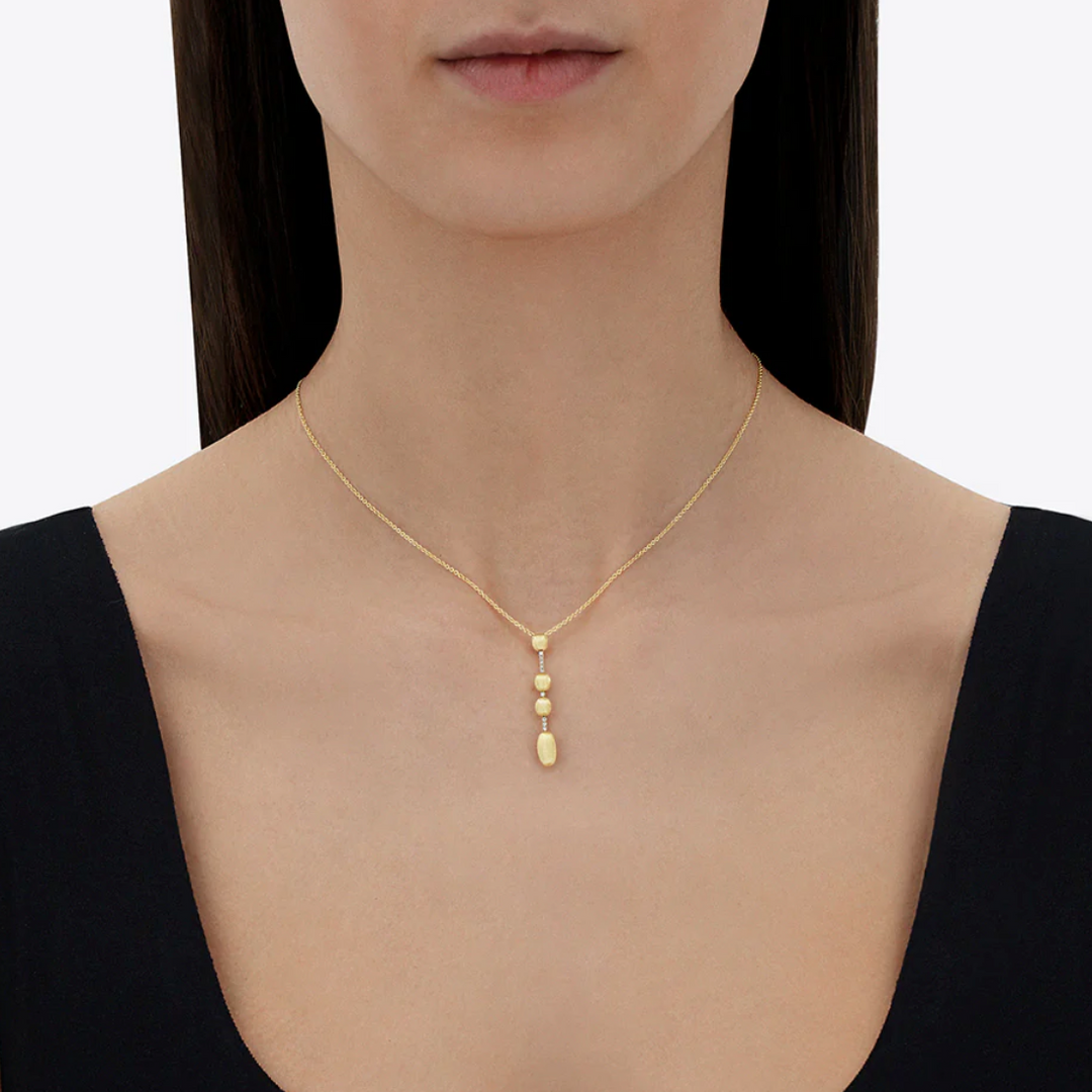 Yellow Gold Pendant Necklace with Diamonds