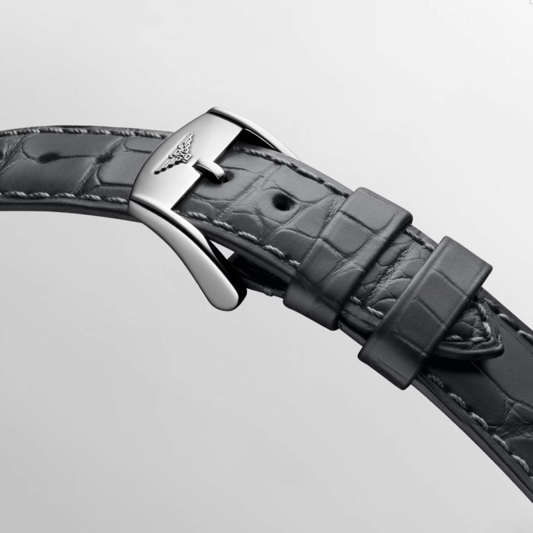 Conquest Heritage Central Power Reserve 38MM Watch