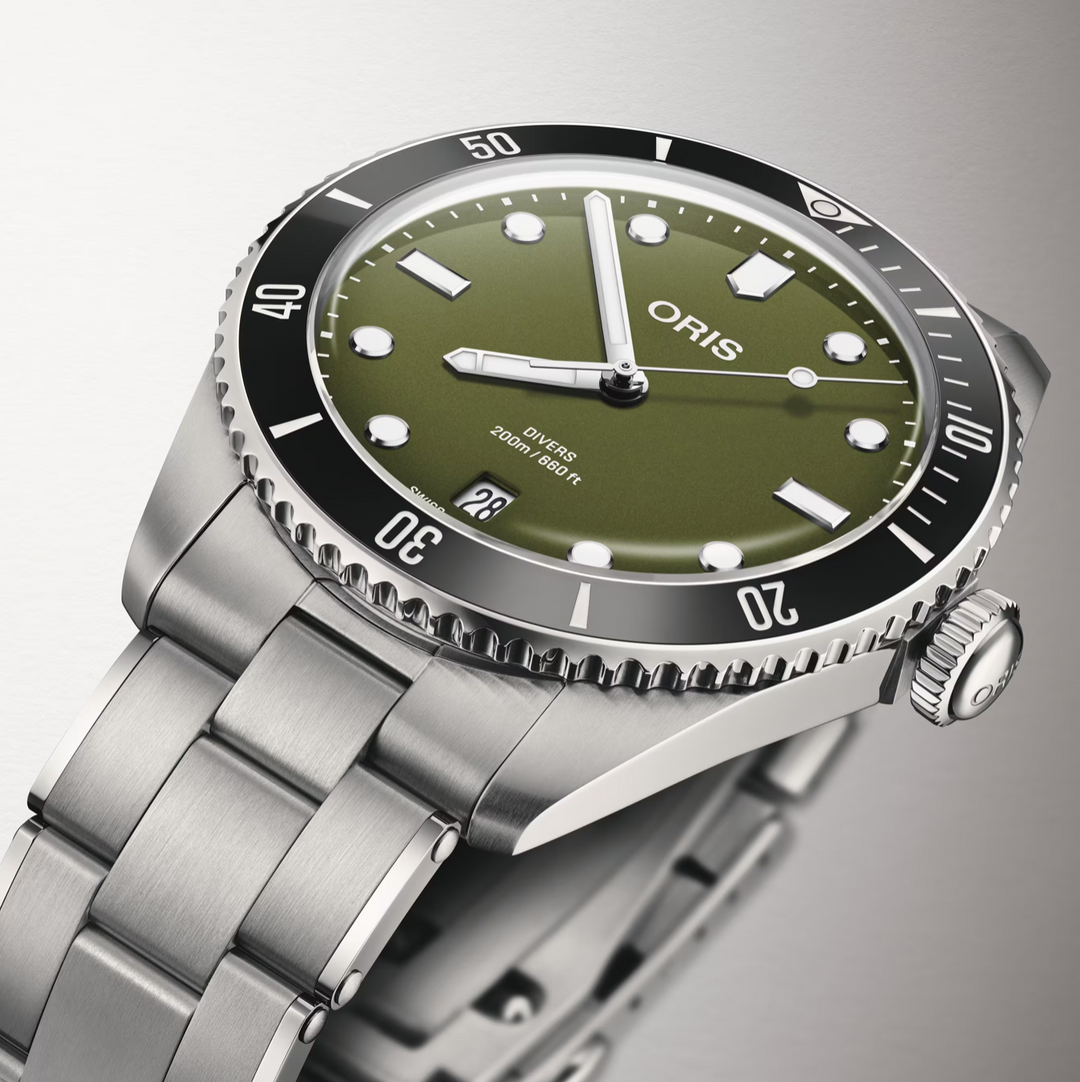 Divers Date 39MM Watch