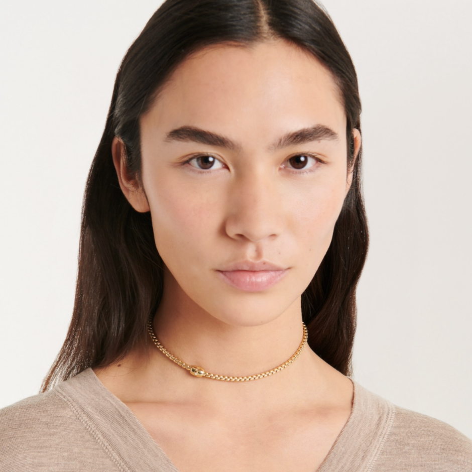 Flex'it White Gold Ornamental Clasp Necklace
