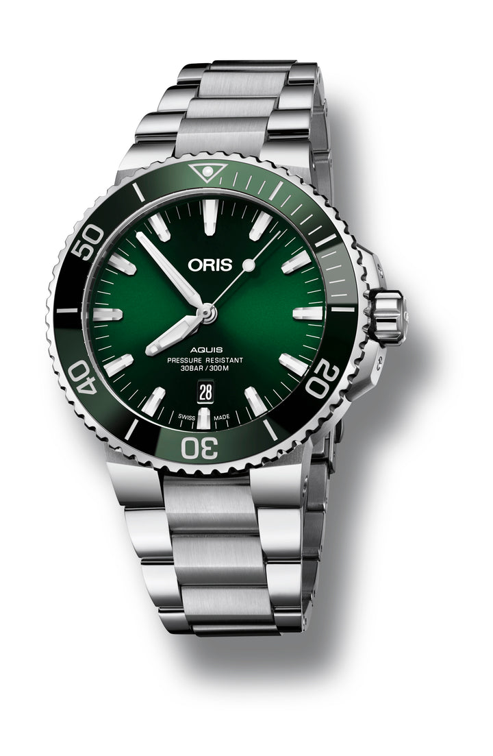 Aquis Date Green Dial 43.5MM Watch